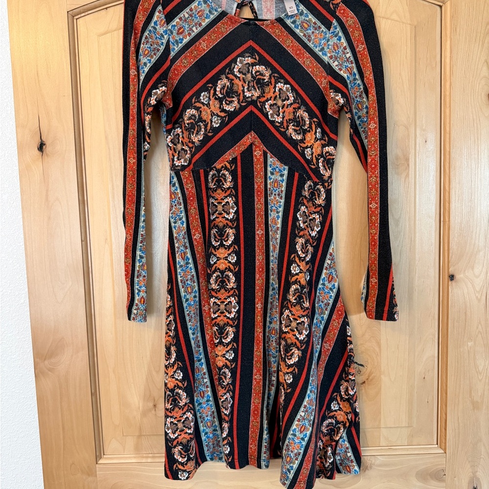 Knox Rose Black and Orange Long Sleeve Dress